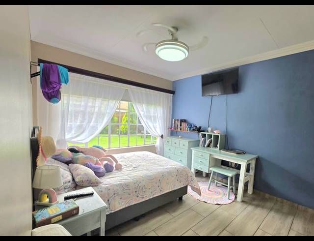 3 BEDROOM HOUSE FOR SALE IN THREE RIVERS PROPER